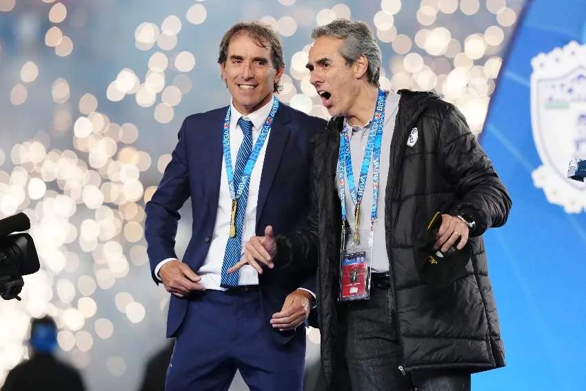 IMAGO7 Almada tras ser campeón con Pachuca