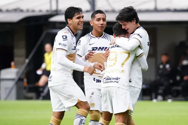 IMAGO7 Pumas Sub 20 celebran
