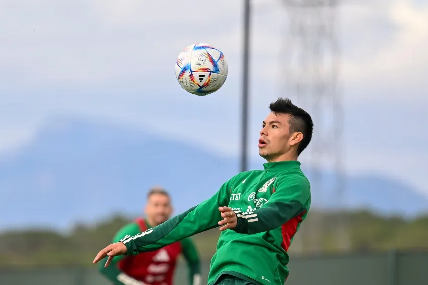 IMAGO7 Chucky Lozano en entrenamiento con el Tricolor