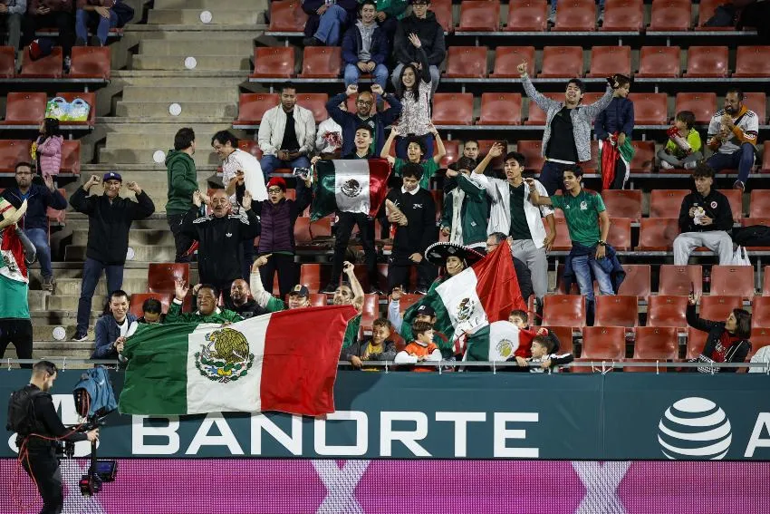 MEXSPORT Afición mexicana en un partido del Tricolor