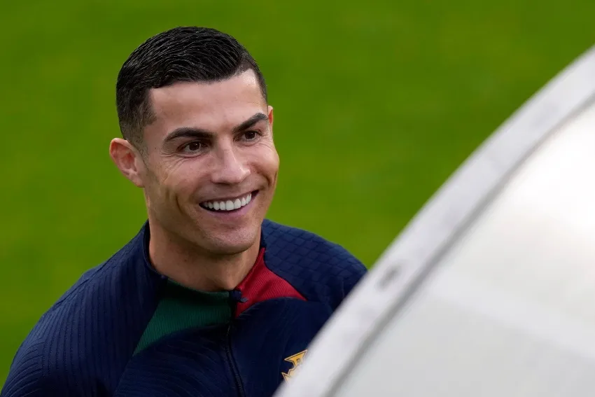 AP Ronaldo en entrenamiento con Portugal para Qatar 2022