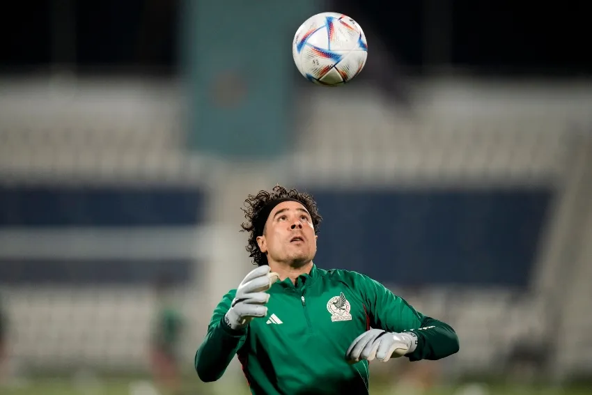 AP Ochoa en entrenamiento con México