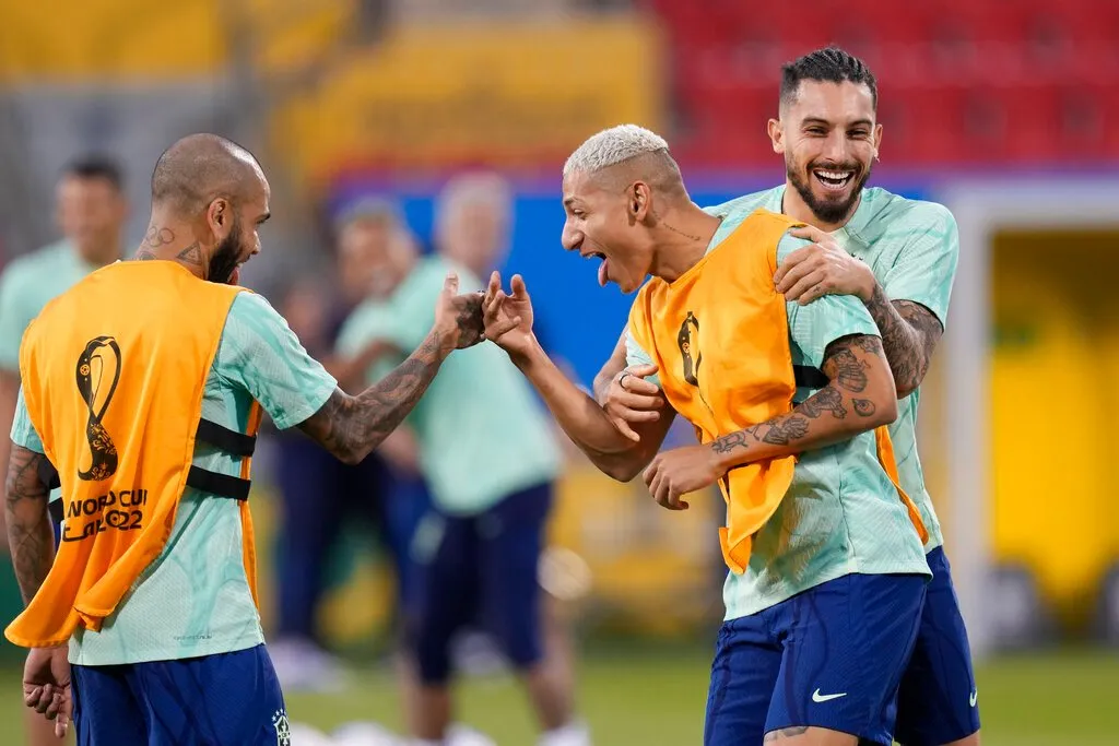 AP Dani Alves ha puesto el ambiente en Brasil