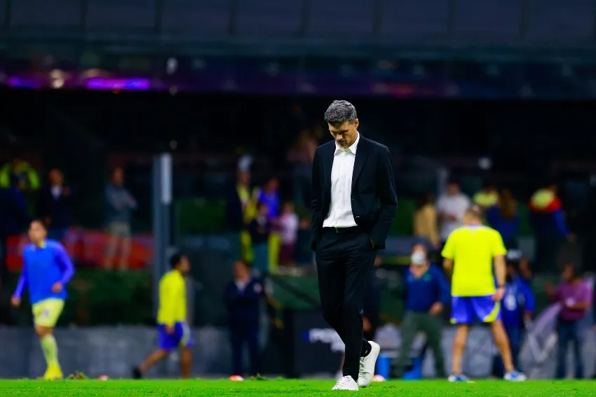 MEXSPORT Tano Ortiz en un partido del América