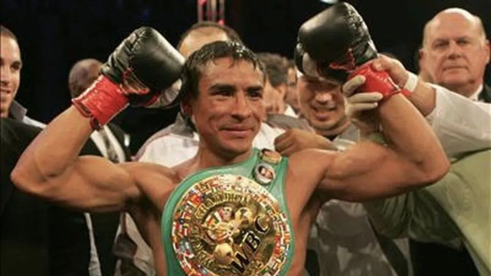 AP Rafa celebra un campeonato