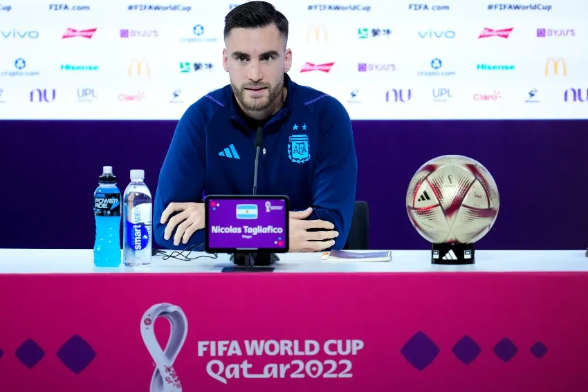 AP Nico Tagliafico en Qatar 2022 con Argentina
