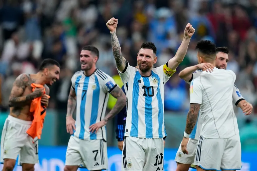 AP Messi tras clasificar a la Final de Qatar 2022