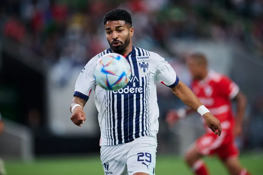 MEXSPORT Aguirre en un partido de Monterrey