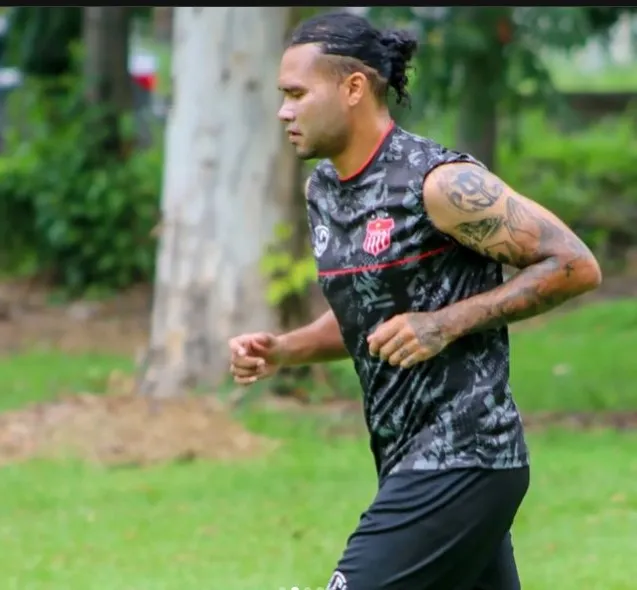 ESPECIAL Gullit Peña entrenando en Honduras