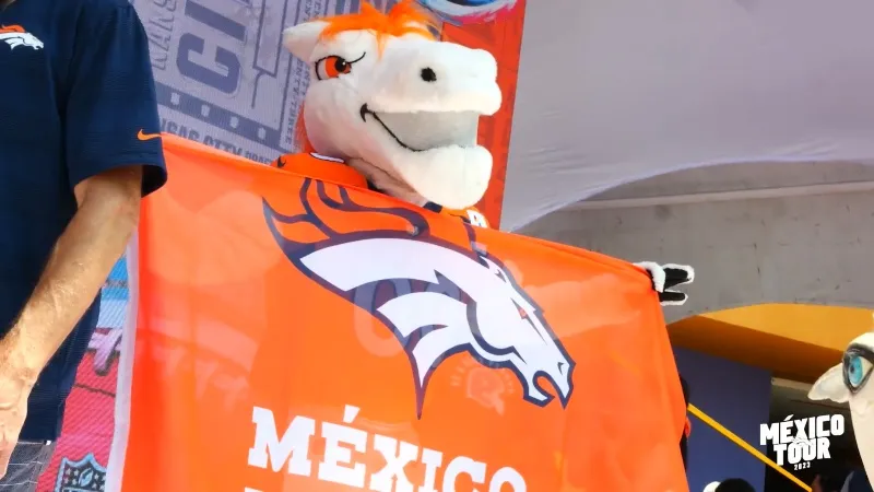 Twitter @Broncos Los Broncos formaron una alianza con NFL México