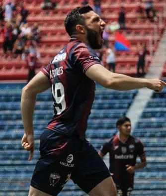 Twitter @Atlante Juan Portales celebra su gol