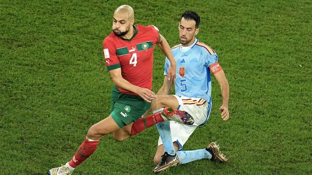 AP Amrabat es la primera opción pero la Fiore no lo venderá barato