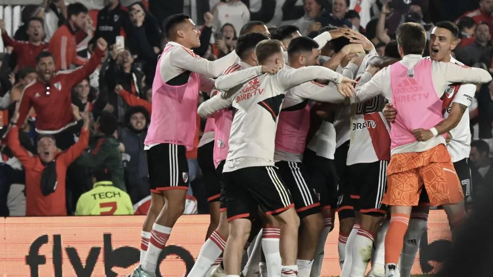 TWITTER: @RiverPlate El cuadro millonario celebra la victoria ante Boca