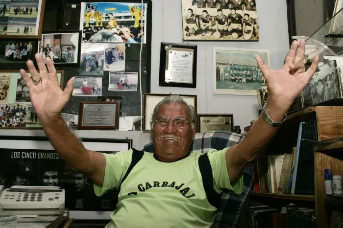 ARCHIVO RÉCORD Tota Carbajal, histórico arquero mexicano