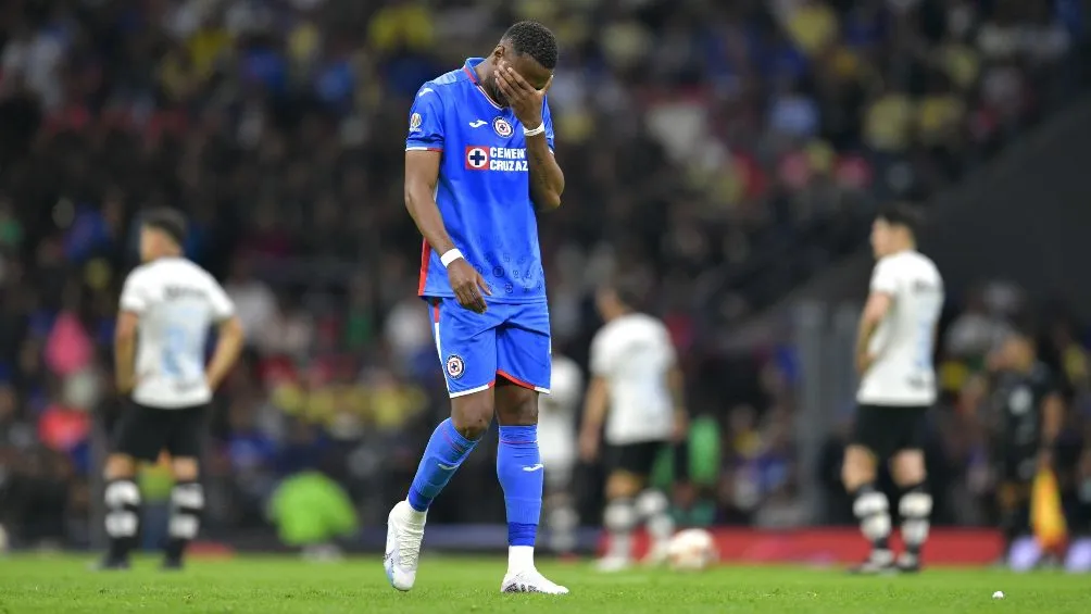 MEXSPORT Estrada no pudo ser referente en el ataque cementero