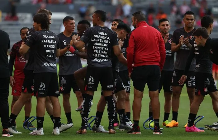 MEXSPORT Jugadores de Atlas previo al partido ante Chivas