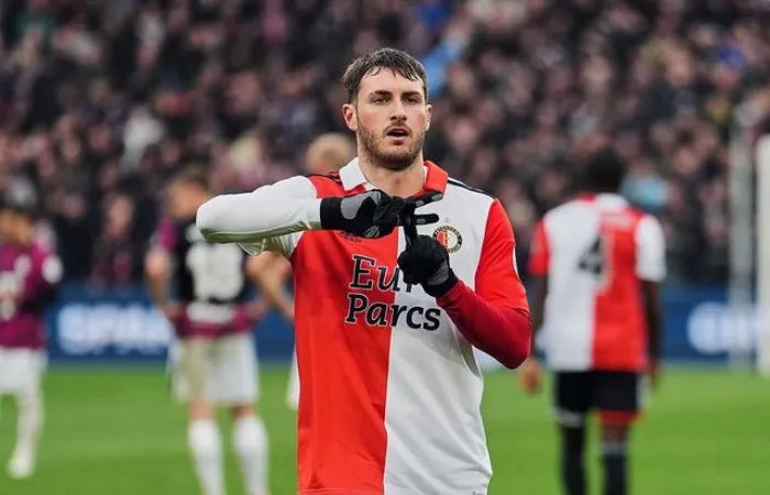 INSTAGRAM: @sant.gimenez Santi Giménez celebrando un gol con el Feyenoord