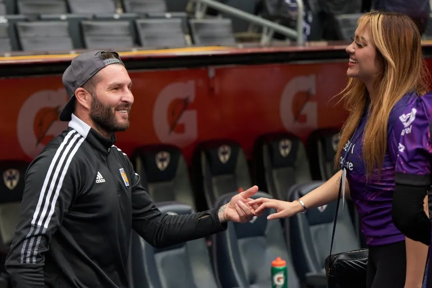 MEXSPORT Arigameplays y Gignac en el Gigante de Acero