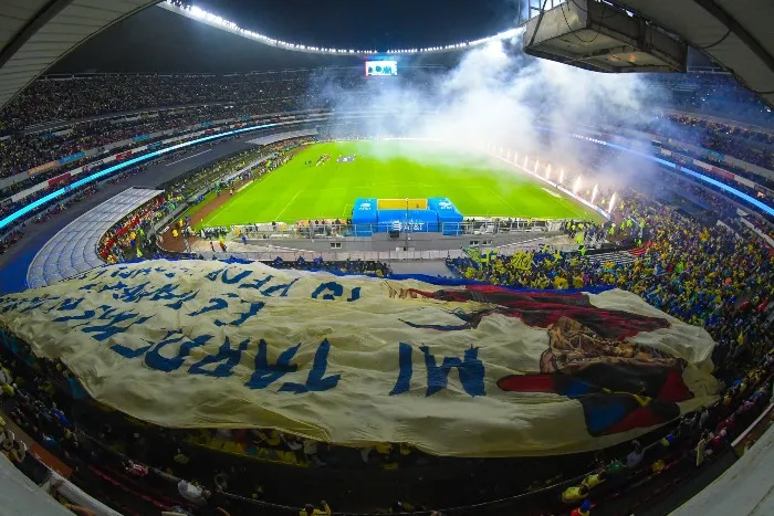 MEXSPORT Afición del América mostró una gran manta