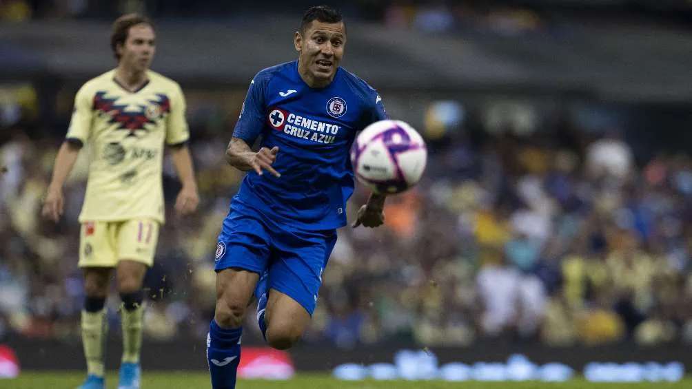 ARCHIVO RÉCORD El Cruz Azul le dice adiós al histórico futbolista