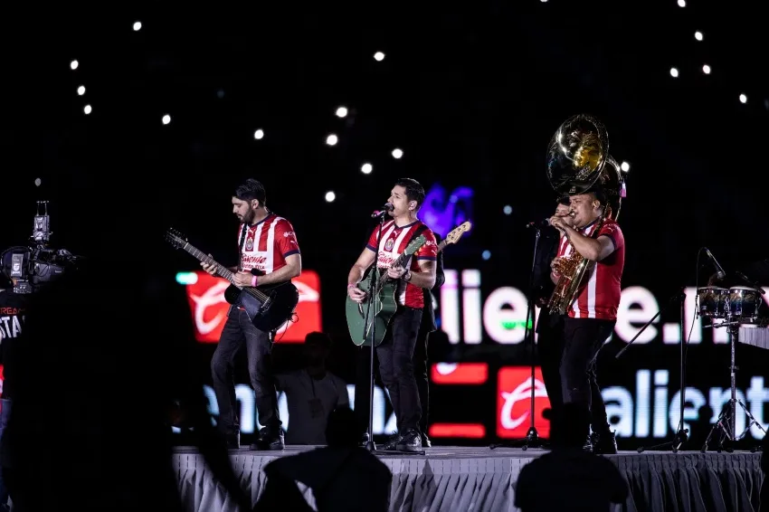 MIGUEL PONTÓN Alta Consigna en el Medio Tiempo de la Gran Final