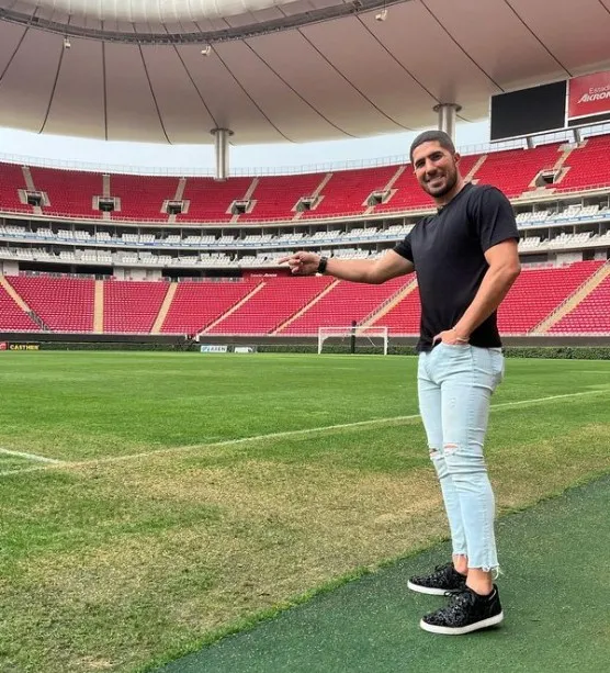 Instagram @jairpereira16 Jair Pereira en el Akron