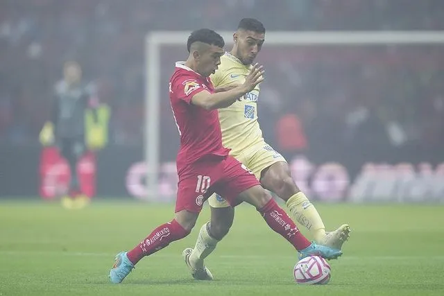 INSTAGRAM: @leofernandez.10 Leo Fernández contra el América
