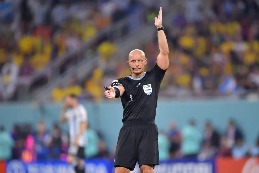 MEXSPORT Szymon Marciniak en la Final de Qatar 2022