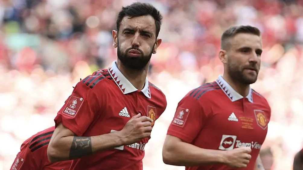 TWITTER: @EmirateFACup Bruno Fernandes celebra el gol del empate