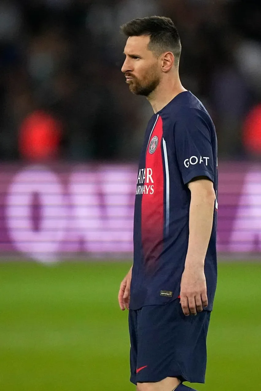 AP Messi en su último juego con el PSG