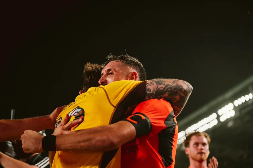 TWITTER: @HoustonDynamo HH en la celebración de la goleada del Dynamo