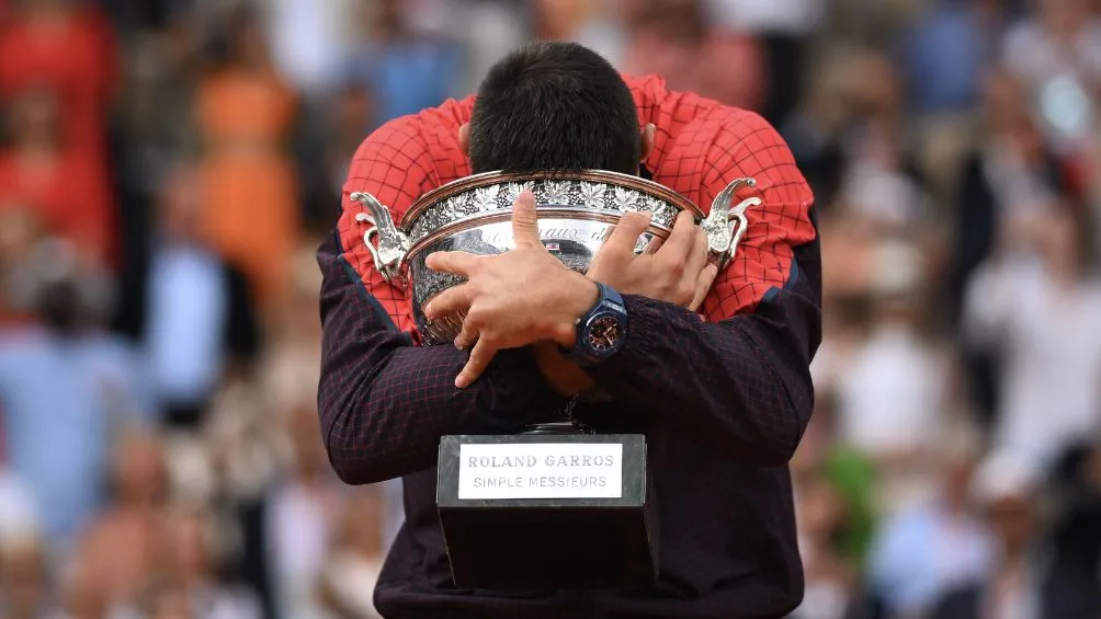 TWITTER: @rolandgarros 'Nole' celebrando Roland Garros