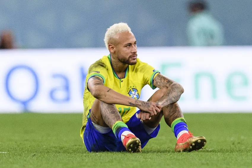 MEXSPORT Neymar está siendo tentado por Arabia Saudita