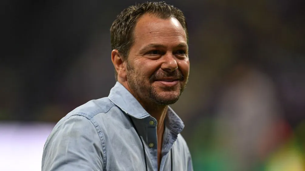 MEXSPORT Baños afirmó que entre jueves y viernes llegará el nuevo DT