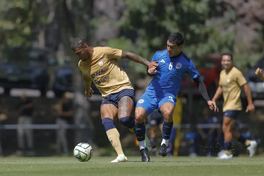 TWITTER: @PumasMX Pumas vs Cruz Azul en Pretemporada
