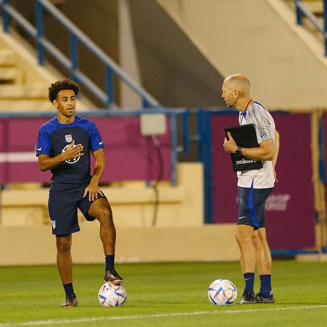 INSTAGRAM: @USMNT Gregg Berhalter en un entrenamiento con USA