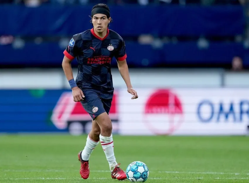 @gutigalaviz Guti en un partido del PSV