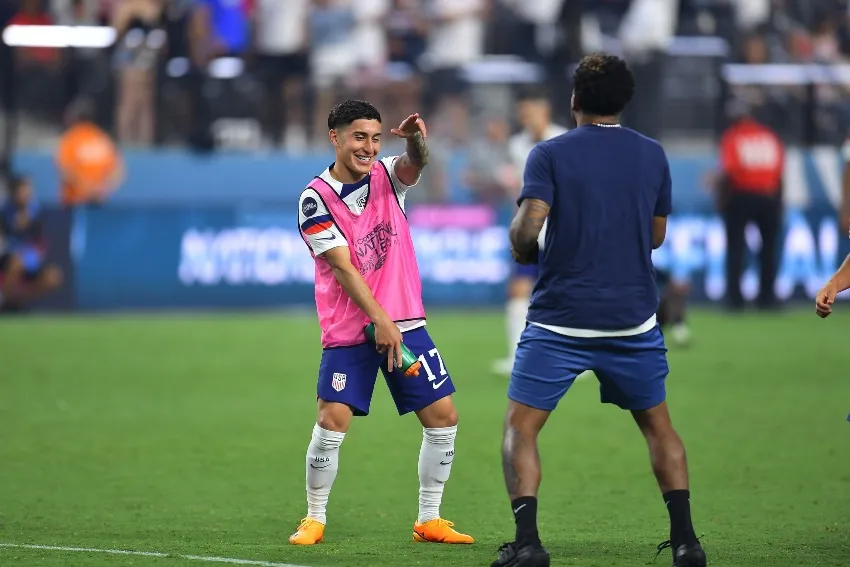 MEXSPORT Zendejas con Estados Unidos