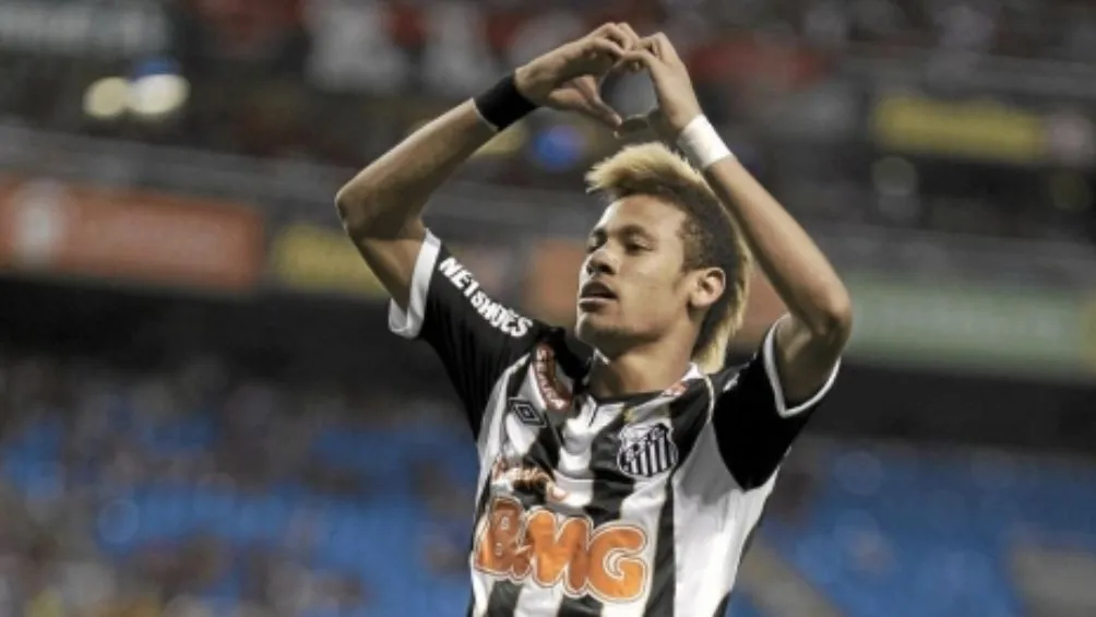 AP Ney en su etapa con el Santos