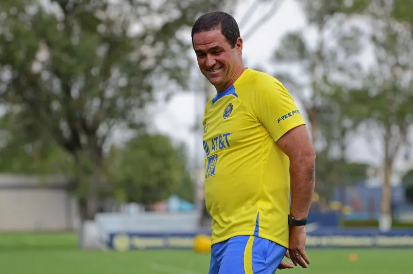 MEXSPORT Jardiné en su presentación con América