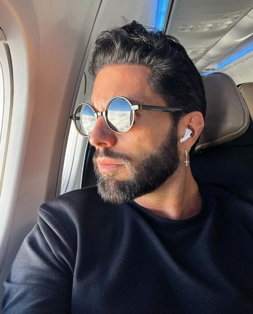 @ponchodenigris Poncho de Nigris, concursante de LCDLF México