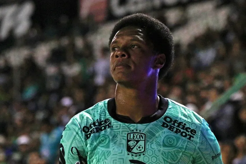 MEXSPORT Yairo Moreno se despide del León