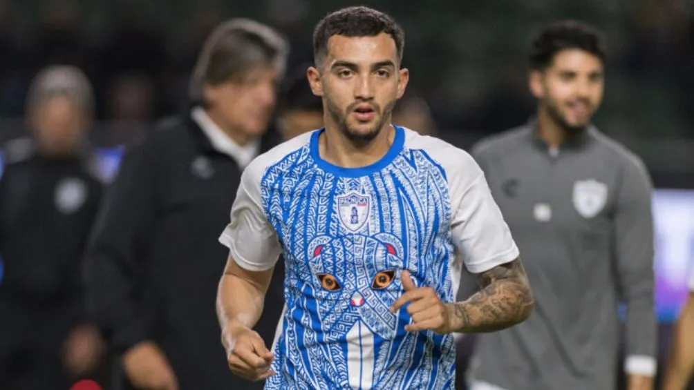 MEXSPORT Chávez en un calentamiento con Pachuca