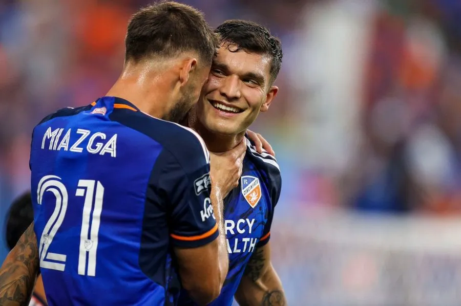 TWITTER: @LeaguesCup Vázquez consiguió su primer hat-trick