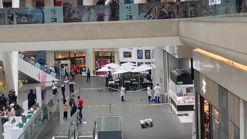 ESPECIAL Muerto en Reforma 222 causa pánico