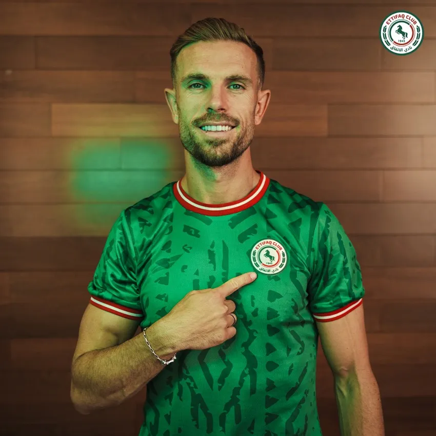 @Ettifaq_ES Henderson, nuevo jugador del Al-Ettifaq