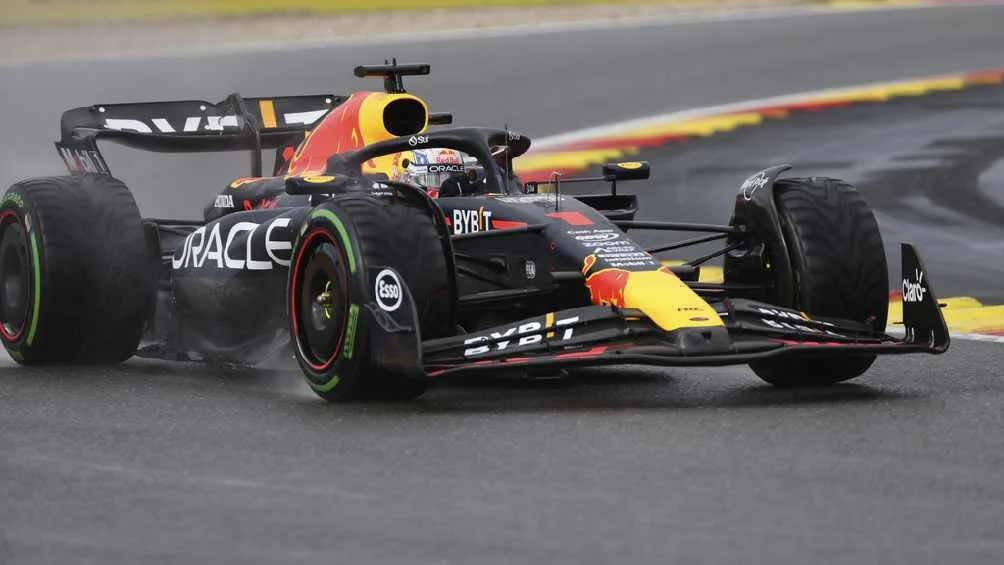 AP El piloto deberá remontar en bélgica