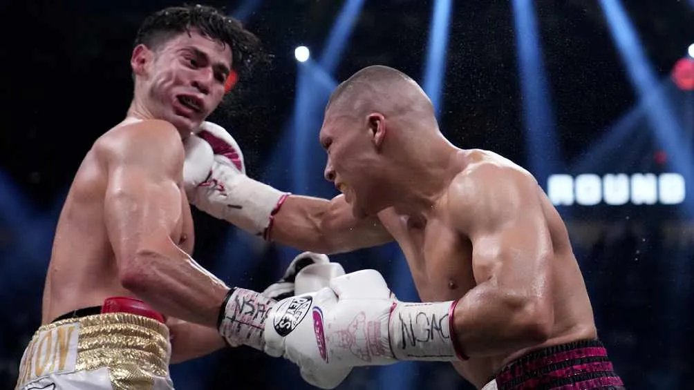 AP La pelea terminó en decisión dividida