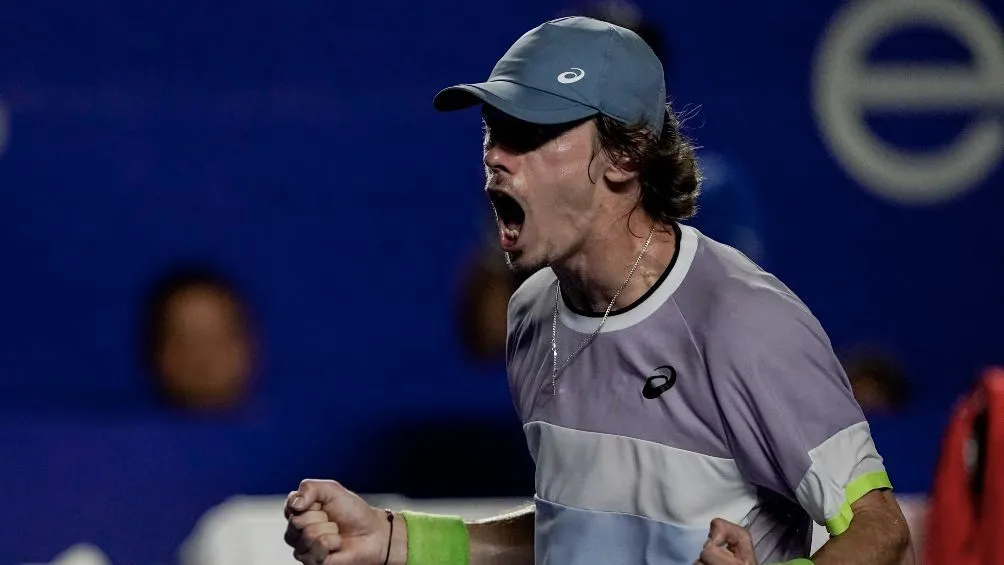 AP Miñaur durante la Final del Abierto Mexicano de Tenis