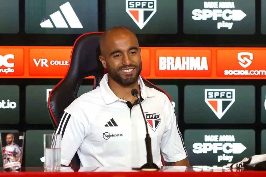 @SaoPauloFC Lucas Moura en su presentación con Sao Paulo